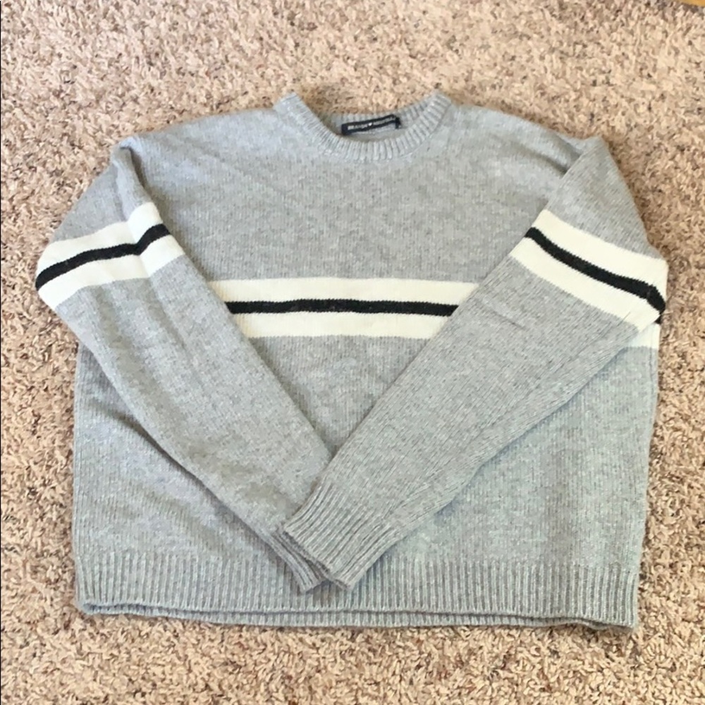 Brandy Melville sweater